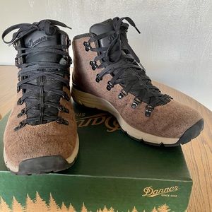 Danner Mens Mountain 600 EnduroWeave 4.5" Boot